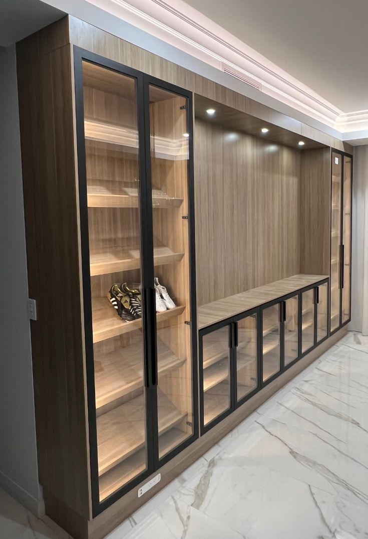 کمددیواری هایگلاس و فریم لس وگرندوود 10